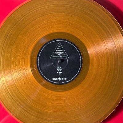 I love to listen to music that sounds great! Follow me as I listen to my vinyl collection & share thoughts on the world of hifi | Newsletter @ https://t.co/ZirT3uVgnU