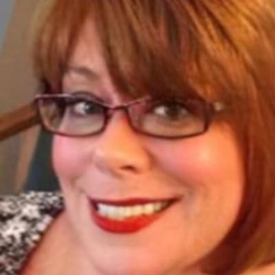 lesburk8187's profile picture. 