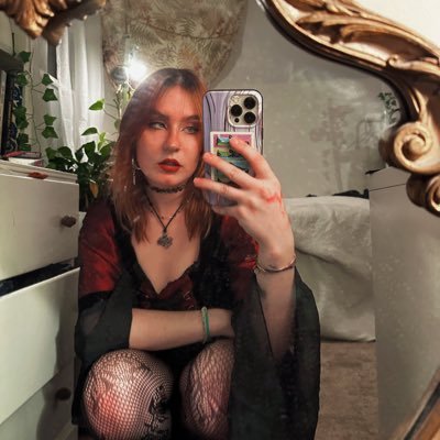 kombuchagrrl's profile picture. 