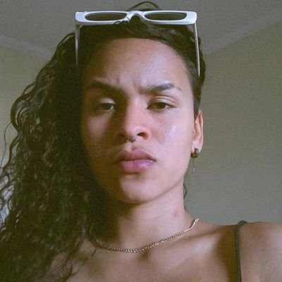 tentando saber oq eu tô fazendo da vida 

Lesbian🏳‍🌈
  25y    -   
 ♍