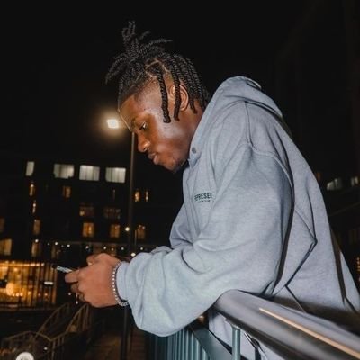 ROME0LAVIA's profile picture. Romeo Lavia super fan 
was @theenzoera