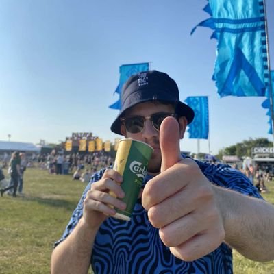 In-pain Socialist. Omar Mussa Apologist. Cody Cooke Enthusiast🐇. Stockport-based Pedagogue. He/him.