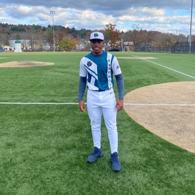 Dominican🇩🇴|19 years old|3B|RHP|class:2024|ht:6,0|wt:195|60y:6,9|R/L