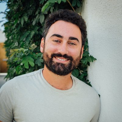 professor @LoyolaMarymount | past @kcrw + @kcet | hubby to @sarahparvini