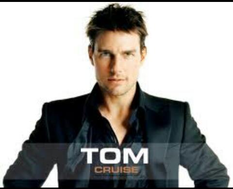 I'm a real @TomCruise fan !!!@TomCruise followed me on 06/01/12 !!! It's the best day ever!!!!!:)