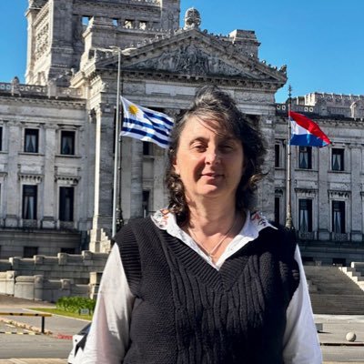 Frenteamplista, Veterinaria y Fraybentina. Diputada por Río Negro. Presidenta Com. de Tenencia Responsable y Bienestar Animal. @frenterionegro @convocatoria95