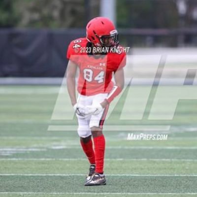 Daron Perry, class of 2024, WR, #84,5’11, 142 email: kingdaron2@gmail.com