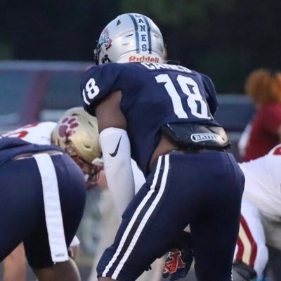 Junior LB/FB 5’9 190 40 time: 4:66 Bench: 290 Squat: 475 School: Alma Bryant Highschool