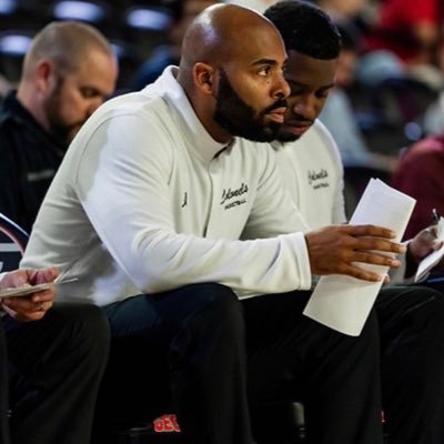 Assistant Men’s Basketball Coach / Recruiting Coordinator at Eastern Kentucky University #GoBigE #MostExciting4️⃣0️⃣MinutesInSports