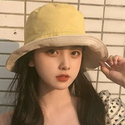 LisaBuckle48691's profile picture. 