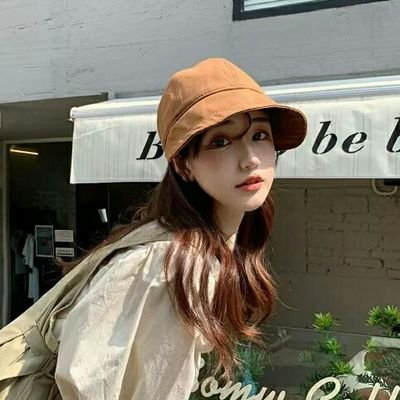 JazmineGri95742's profile picture. 不到嚴冬，就很少想到太陽多麼無私偉大；不到孤獨寂寞時，就不明白人與人互相關愛是多麼重要。人，離不開太陽的光輝，但人更需要彼此感情上的相互溫暖。