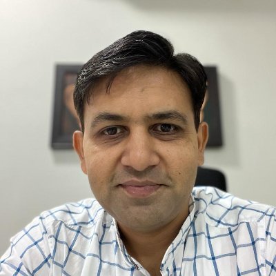 Son of Farmer, Tech lover, System architect @MobileArtsMe , Managing Director @MobiboxL