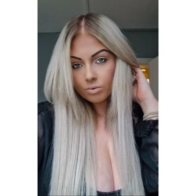 _sophssx's profile picture. 27💋                                                                                     

𝓓𝓻𝓮𝓪𝓶 𝓪𝓼 𝓲𝓯 𝔂𝓸𝓾'𝓵𝓵 𝓵𝓲𝓿𝓮 𝓯𝓸𝓻𝓮𝓿𝓮𝓻 🖤