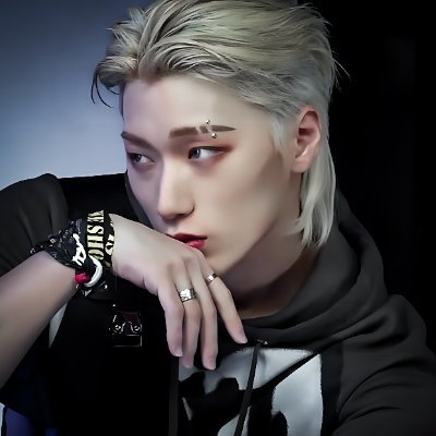 itsdrkwind's profile picture. ᅟᅟ  ᅟᅟ                  𝗜 𝗧 𝗔 𝗟 𝗜 𝗔 𝗡  𝗖𝗛𝗔𝗢𝗦         ᅟᅟ
ᅟᅟ            
ᅟᅟ                            𝐰𝐭𝐭  𝐩 𝐞 𝐚 𝐜 𝐞,  𝐬𝐢𝐧𝐜𝐞  𝟗𝟖.