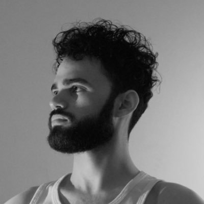 Medical student at UFAM (Brazil). Interested in photography, economics, politics, cinema, coffee, tea, vinyl records and technology. RT≠ endorsement