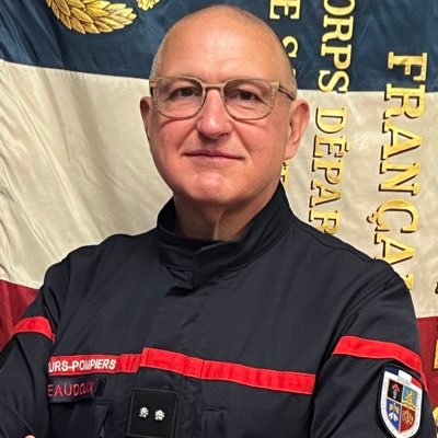 Contrôleur Général de sapeurs-pompiers, DDSIS du Doubs. Président de l’URSP Bourgogne Franche-Comté