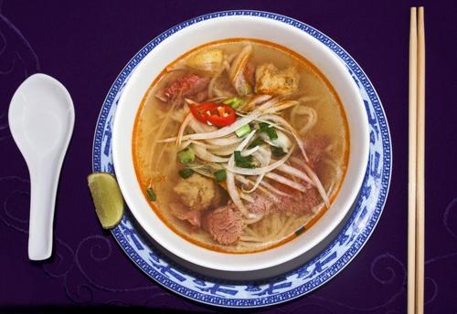 Indian Trail's newest Vietnamese restaurant. Specializing in Pho (Beef Noodle Soup), Banh Mi (Sandwiches) and Banh Xeo (Sizzling Cake) ! ! !