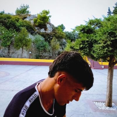 Jake_modd_eX's profile picture. Finetsatĥ is my way of showing my feminine side.
and finetsatos is so onnn