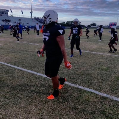 Heritage High School 🐾 ||c/o 2024|| 6’2 270lbs|| OL/DL||3.1 GPA