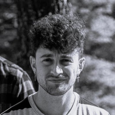 DPhil student in philosophy at the University of Oxford.