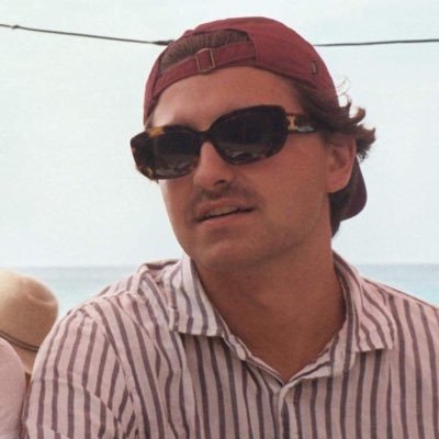 vicftz's profile picture. 