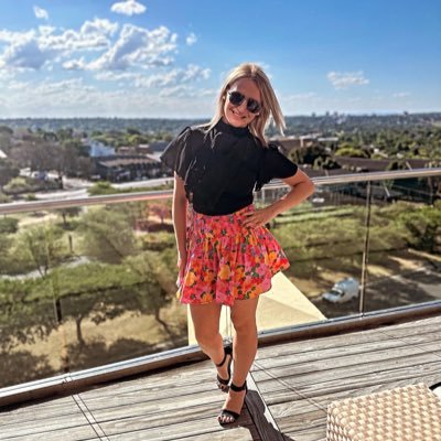 Cover me in Sunshine 🌼 Head of Commercial Relationships @BlueBullsRugby