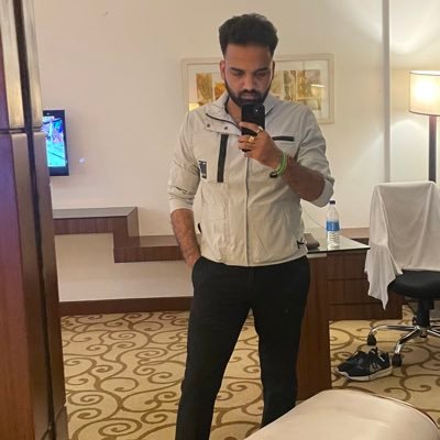 Shubhamk1011's profile picture. 