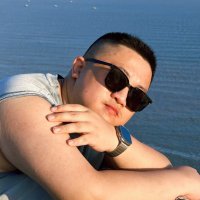 术团儿 Kevin Lo (@lhukaevinn) 's Twitter Profile