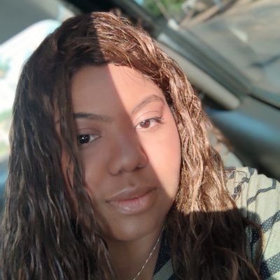 Goiana, 23 aninhos, estudante de medicina, defensora do SUS e tentando descobrir o meu grande porquê #medtwitter
insta: @medcom.rackel