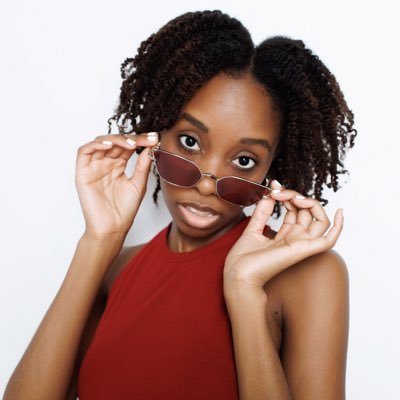 vongaiofficial's profile picture. 🔸 Actor 🔸 Singer 🔸 Writer 💫 Spiritual butterfly & Lover of Life 💋 🌞Radiating light in dark places is my dharma