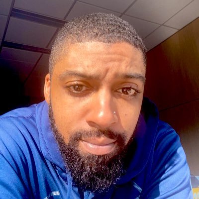 A mix of Yuno, Rimuru, Little Bit of Shinra with the bars of Killer Bee. All that. With the Hands of Saitama. But Black 👨🏾🦲😂 CA:$Flyboydom Ven:toflydom