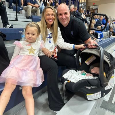 Husband to Tab. Dad to Sam & Cam. Head Men’s Basketball Coach @BlueboysHoops, Associate AD @IC_Athletics, NCAA Division III member of the Midwest Conference #6W