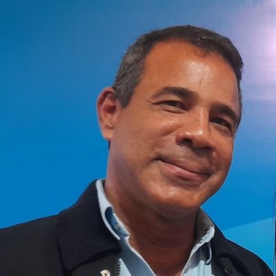 Ingeniero.
Coordinador Estadal Vente Barinas y Director del Comando de María Corina Machado.