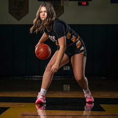 5’8/26’/FZE/Var Bball/Sg/PHEE 16U