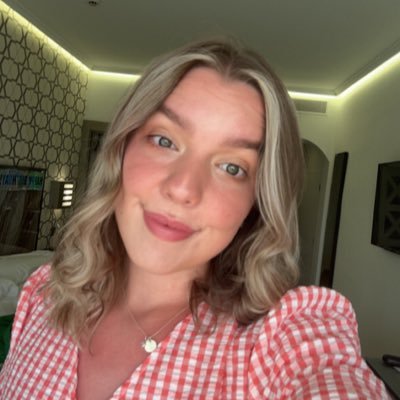 charlottea03xxx's profile picture. 