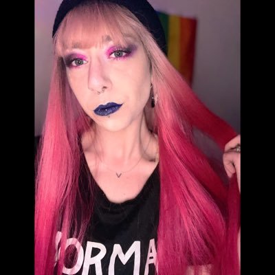 TiffanyEmarie Profile Picture