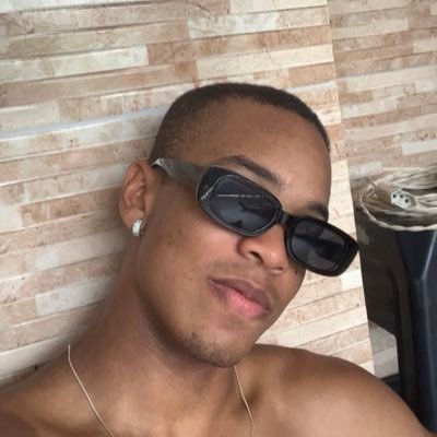 tudo bem, essa é a vida que eu escolhi 🏄🏽‍♂️