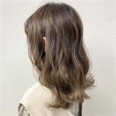 y8G2KStCBf98889's profile picture. 164/51kg/Bカップ/OLファッション/グルメ/美容/ジム通い  やりとりはこっち→  https://t.co/Om8H5EnCja