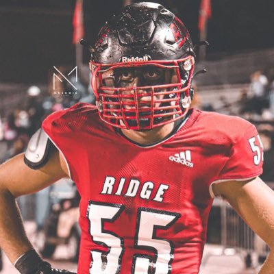 Pleasure ridge park High school || 6’6 205lbs || Football || C/O 2025 || RT,DE,C