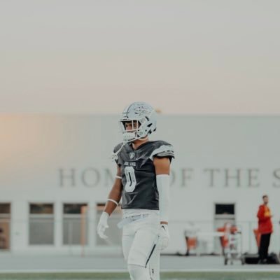 Corona Del Mar High School |WR/RB| C/O 26’| 5’10 175| Varsity Football/Track| 3.4 GPA