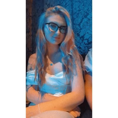I'm not smart. I just wear glasses🤓
always broke always have plans 🤦🏼♀️
21💜