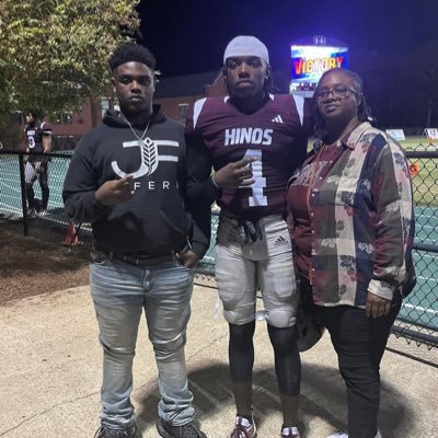 Hindsccfootball 6'2 195 Safety 601-624-0667