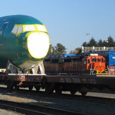 Student pilot and railfan in the greater Seattle area. If it ain't Boeing, I ain't going!