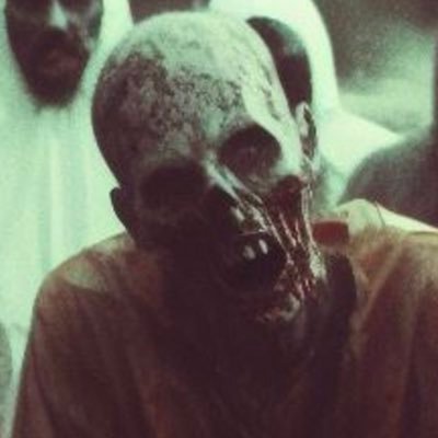 ⚔ A.I zombieS N horror🧟 FND: https://t.co/9y8Mndvh7l OBJKT:https://t.co/oCFMaR5PyS… #zombieArtCollective Tattoo Artist DarkArt ☠️Film director