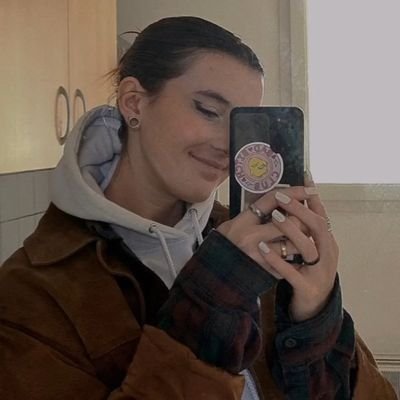 httgl's profile picture. just today, yesterday, everyday, and tomorrow night | tpwk | your fav french fangirl | she/they