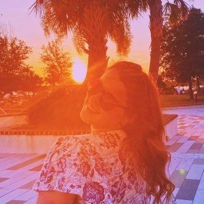 Ashley_Seem's profile picture. ⛈🌙🦋🌲