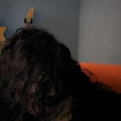 Liberal socialista, no vuelvo a pedirle a un suicida que se suicide , me gustan los lenguajes fuertemente tipados y los homosexuales locas locas locas
