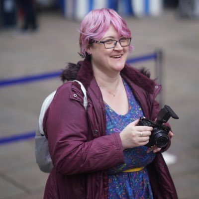 🎭 Social content producer for @jwoosocial 🏴󠁧󠁢󠁷󠁬󠁳󠁿 Welsh Theatre Geek She/her