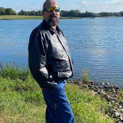 Harley2Fallon's profile picture. I uphold the facts and the truth for America