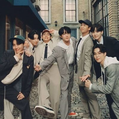MySunshineElla's profile picture. Liking BTS is the best decision ever.🥰💜